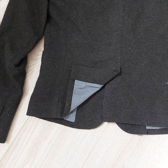 The Gap Academy Grey Blazer - Picture 7 of 10